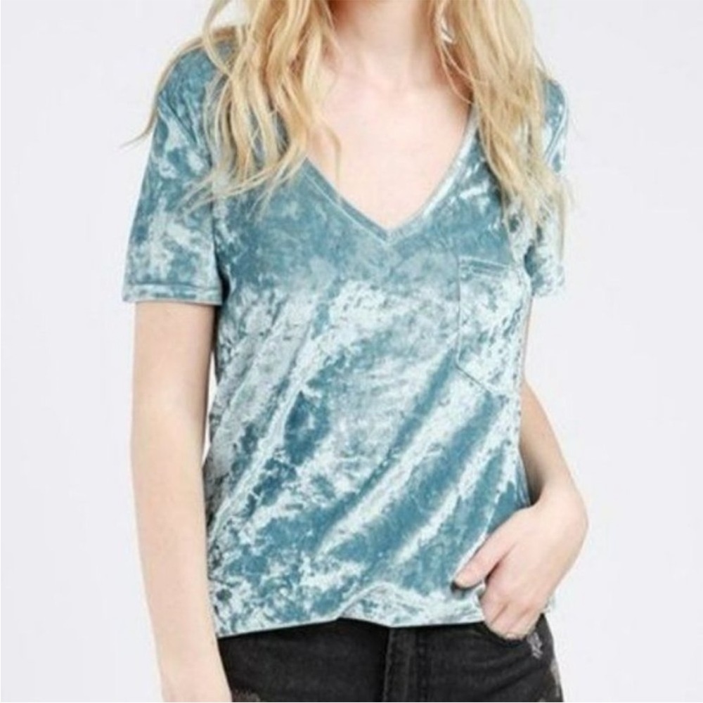 POL Crushed Velvet Short Sleeve Tee in Light Teal